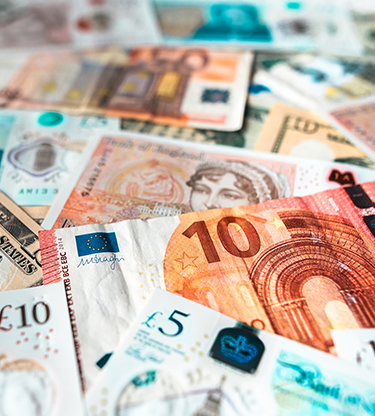 Liquidity providers and multi bank pricing